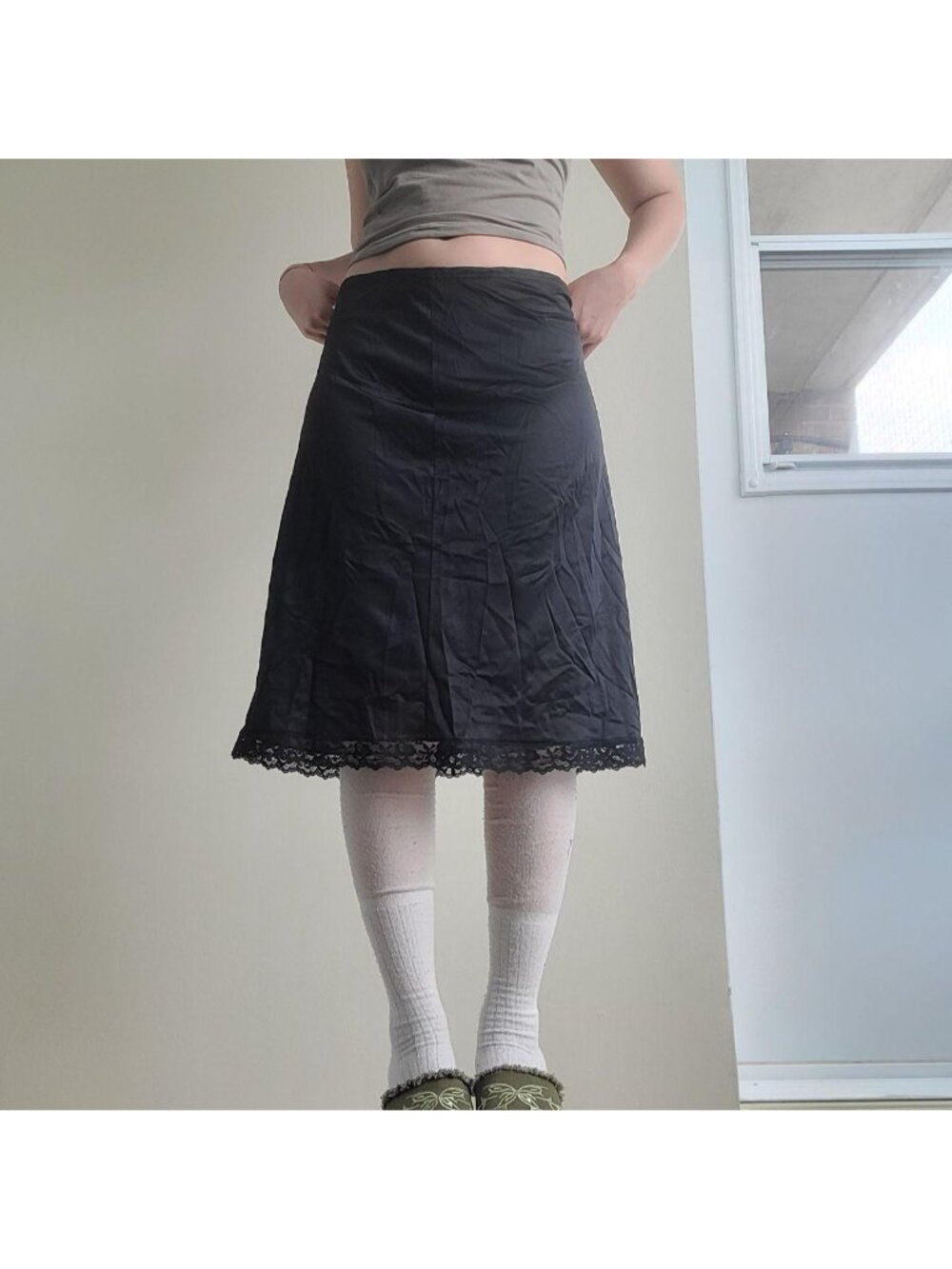 Bloomies Solid Black Sheer Mesh Lace Accent Midi Skirt (M)
